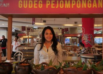7 Kiat Sukses Pebisnis Gudeg Pejompongan Beromzet Ratusan Juta Sebulan